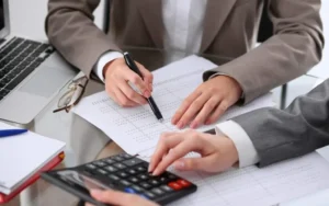 How to Calculate Gratuity in UAE