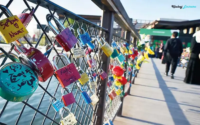Attach a Love Lock