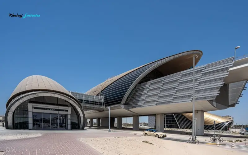 Al Jadaf Metro Station